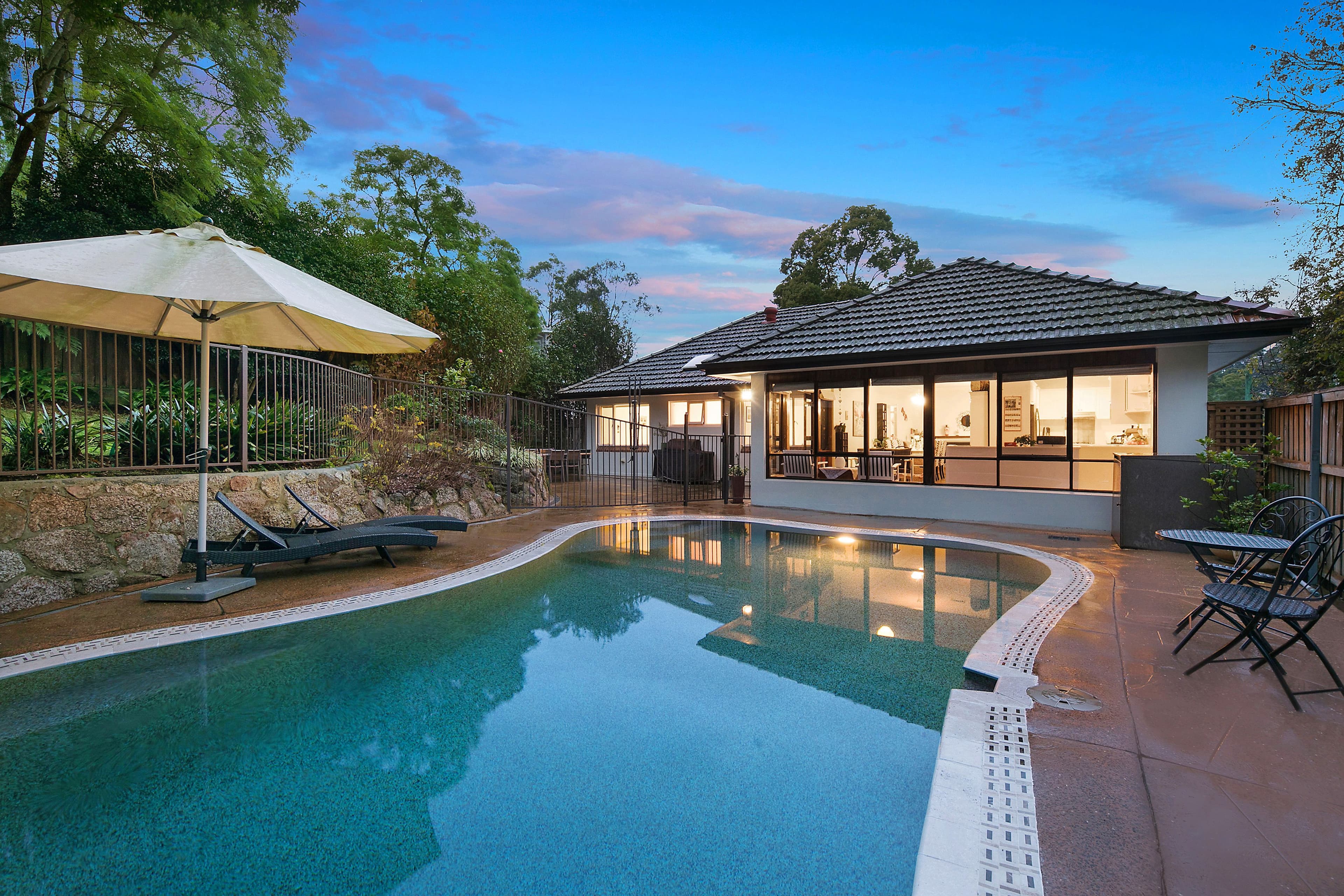 26 Campbell Avenue, Normanhurst - Image 1