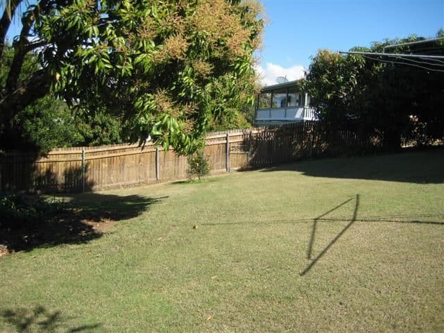 8 Bayne Street, GLADSTONE QLD 4680, West Gladstone - Thumbnail 5