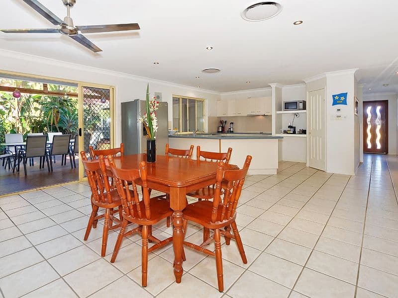 5 McKenna Court, NOOSAVILLE QLD 4566, Noosaville - Thumbnail 2