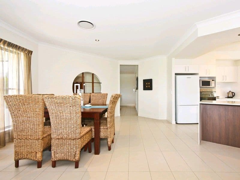 12 Leander Circuit, OXENFORD QLD 4210, Oxenford - Thumbnail 6