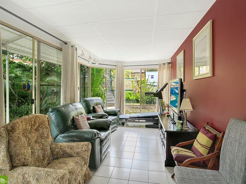 23 Gerard Avenue, Farmborough Heights - Thumbnail 6