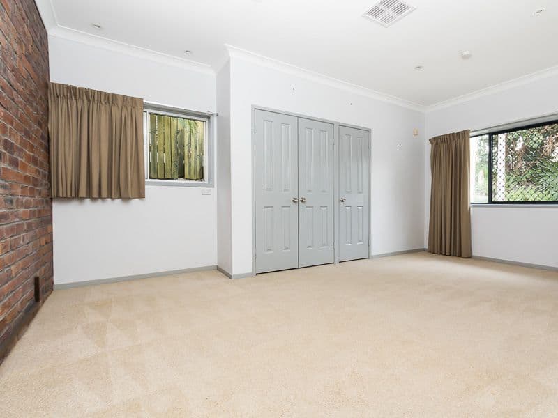 25 Eleventh Avenue, St Lucia QLD 4067, St Lucia - Thumbnail 4