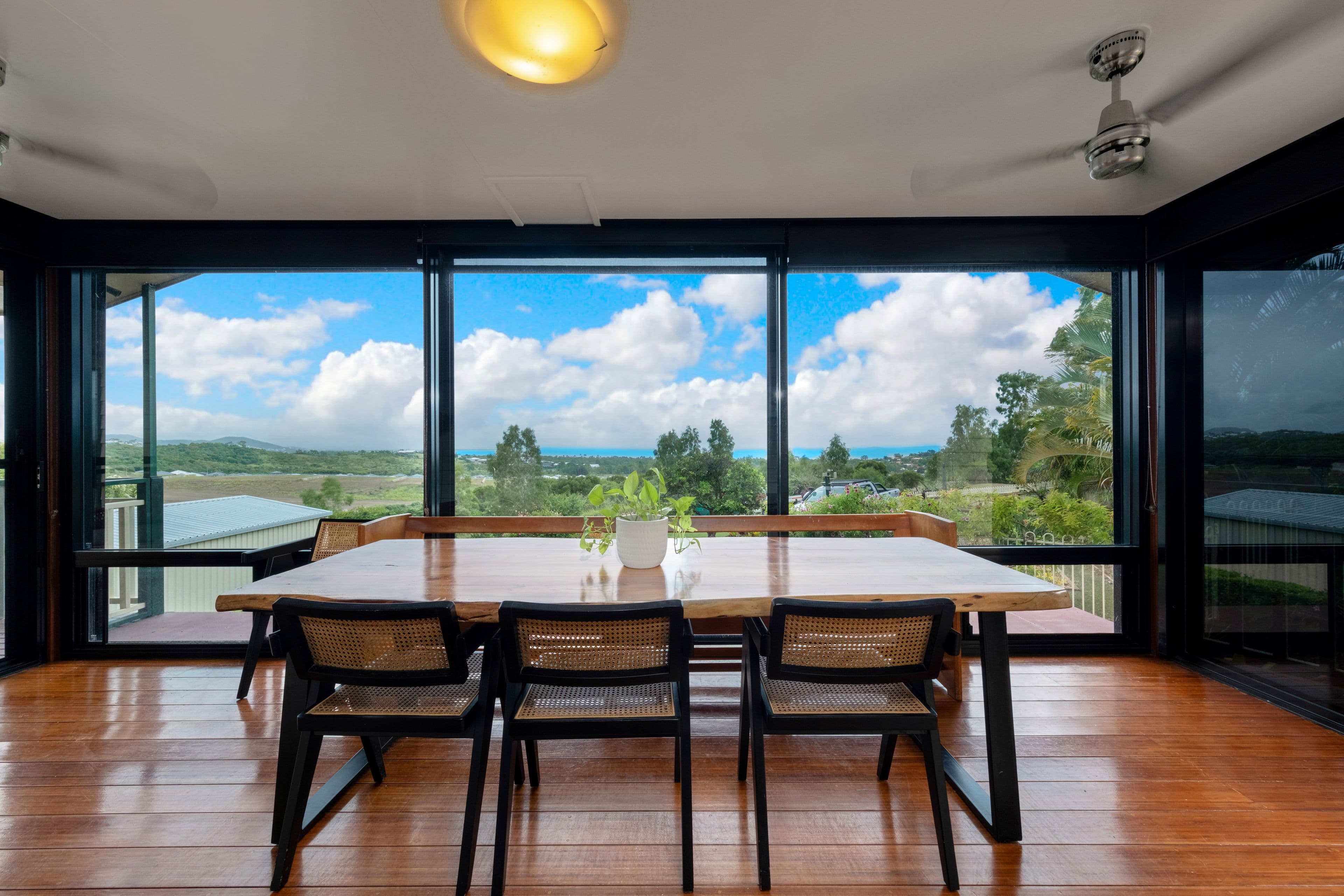 78 Clayton Road, Lammermoor QLD 4703, Lammermoor - Thumbnail 4