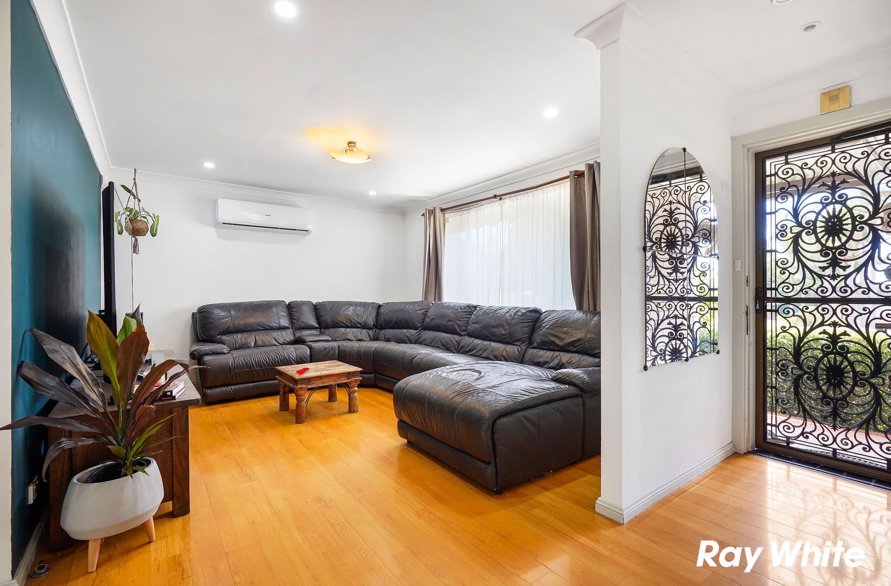 27 Armstrong Place, Dean Park NSW 2761, Dean Park - Thumbnail 3