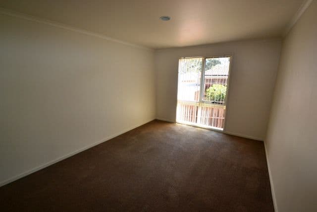 17 Delatite Road, Seymour VIC 3660, Seymour - Thumbnail 5