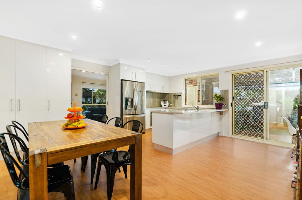 29 Malonga Place, Koonawarra - Thumbnail 2