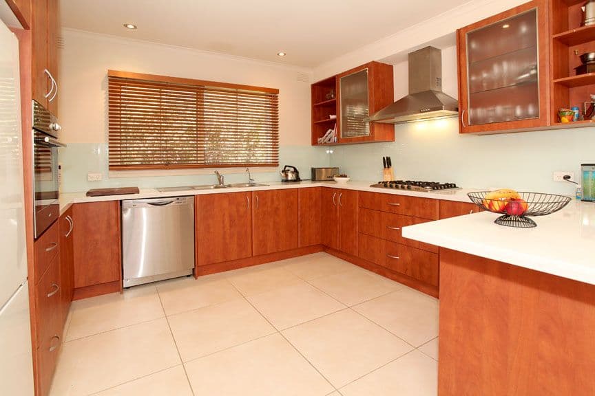 1 Stradella Avenue, VERMONT SOUTH VIC 3133, Vermont South - Thumbnail 2