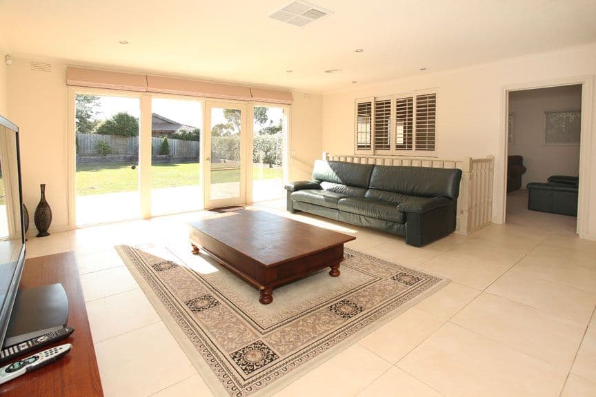1 Stradella Avenue, VERMONT SOUTH VIC 3133, Vermont South - Thumbnail 3