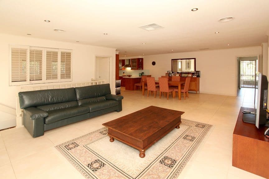 1 Stradella Avenue, VERMONT SOUTH VIC 3133, Vermont South - Thumbnail 4