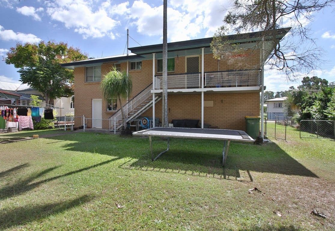 23 Lindsay Street, Bundamba QLD 4304, Bundamba - Thumbnail 2