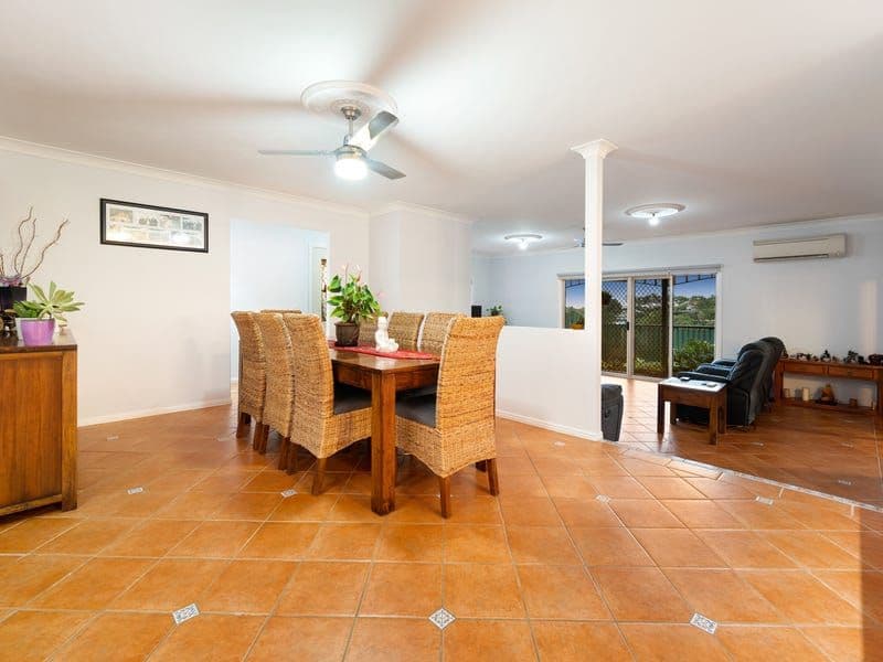 18 Phoenix Street, Pacific Pines QLD 4211, Pacific Pines - Thumbnail 7