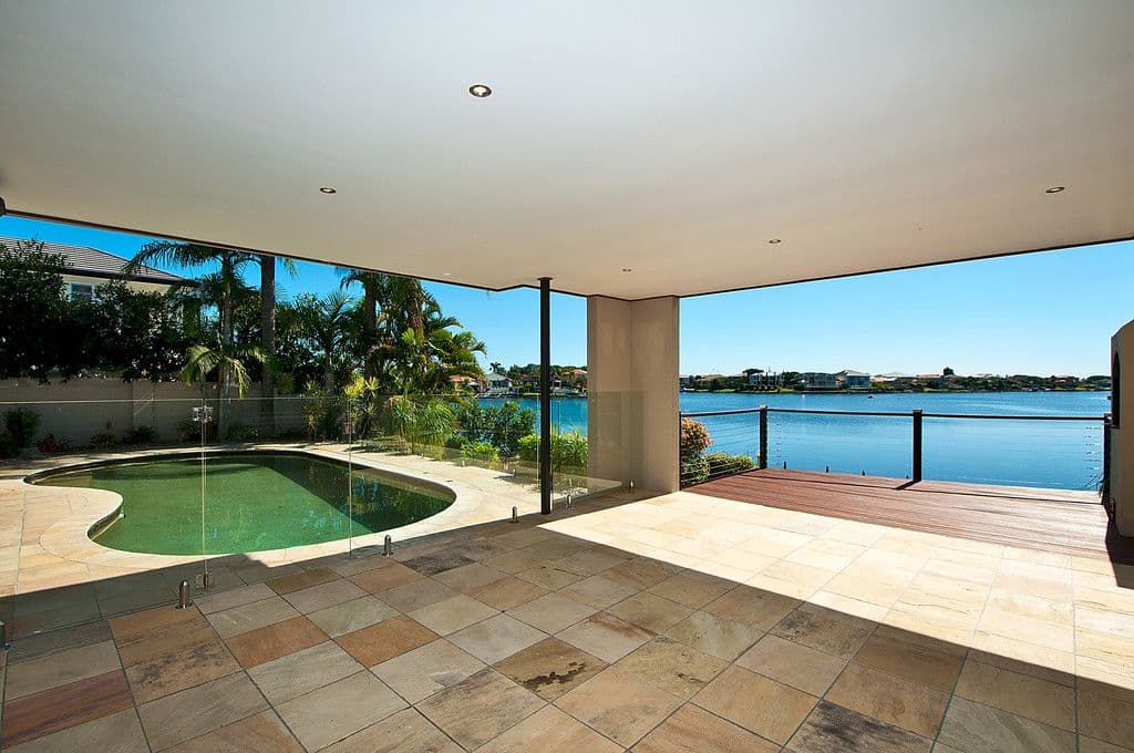 7 Clipper Boulevard, Clear Island Waters QLD 4226, Clear Island Waters - Thumbnail 4