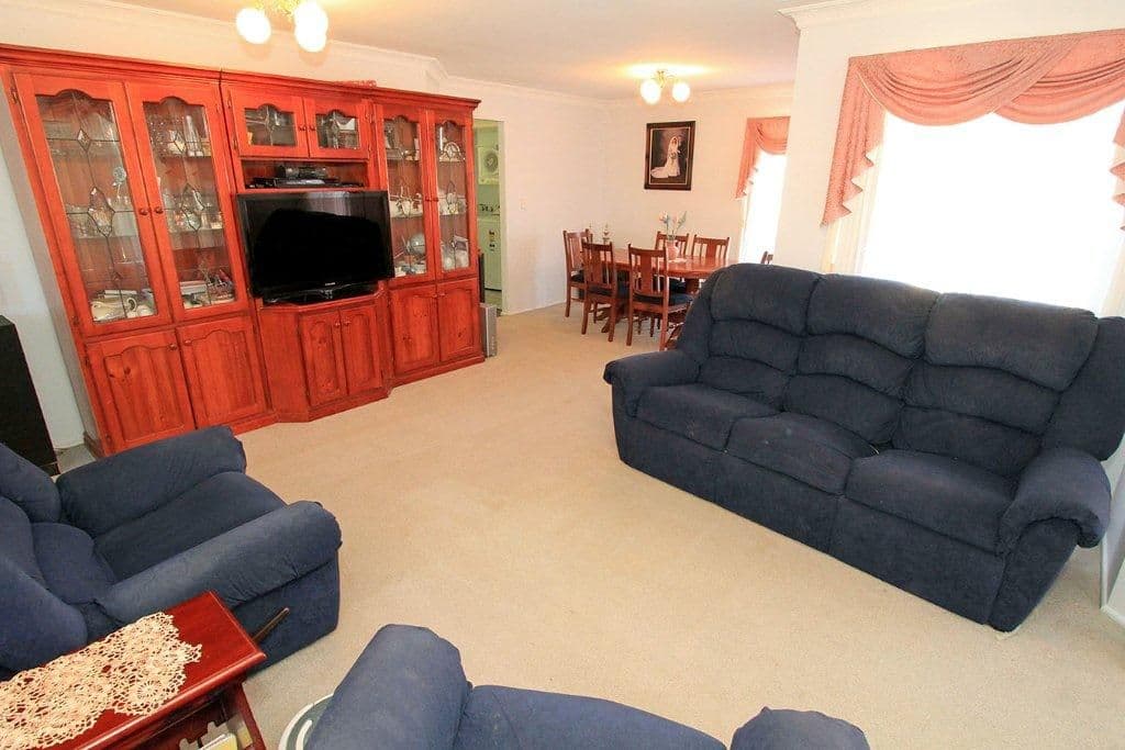 32 Rosewood Drive, NORMAN GARDENS QLD 4701, Norman Gardens - Thumbnail 2