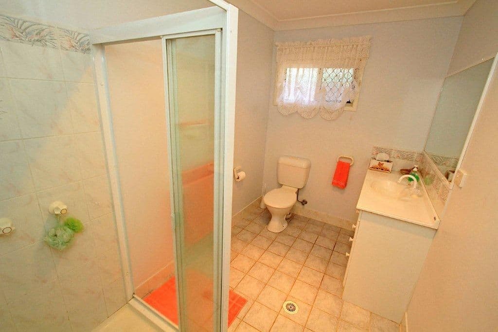 32 Rosewood Drive, NORMAN GARDENS QLD 4701, Norman Gardens - Thumbnail 8