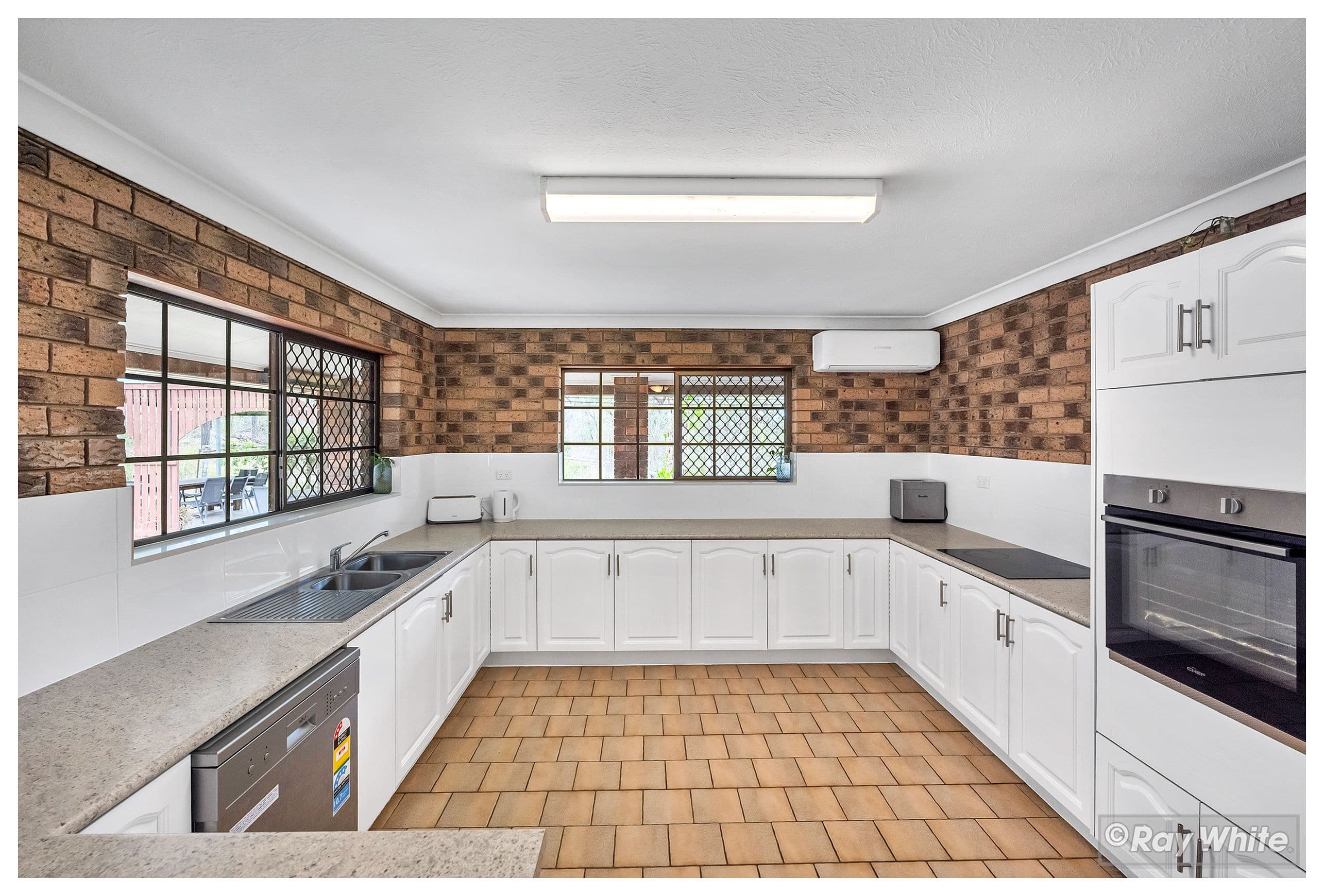 62916 Bruce Highway, Rockyview QLD 4701, Rockyview - Thumbnail 2