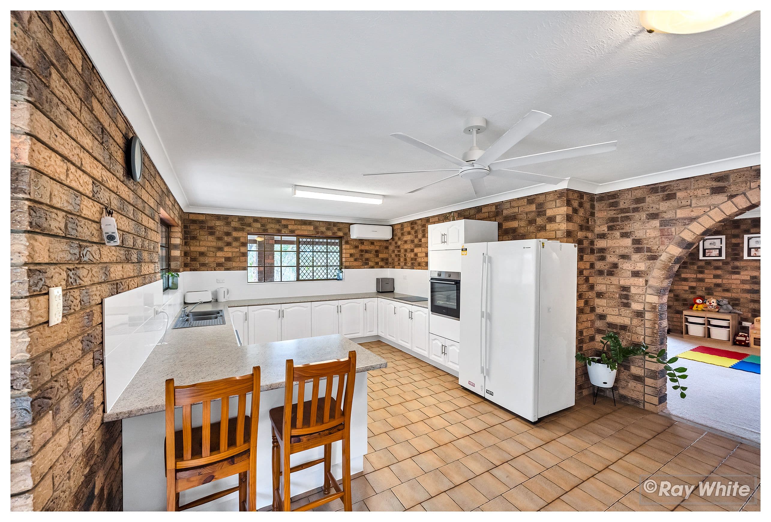 62916 Bruce Highway, Rockyview QLD 4701, Rockyview - Thumbnail 3