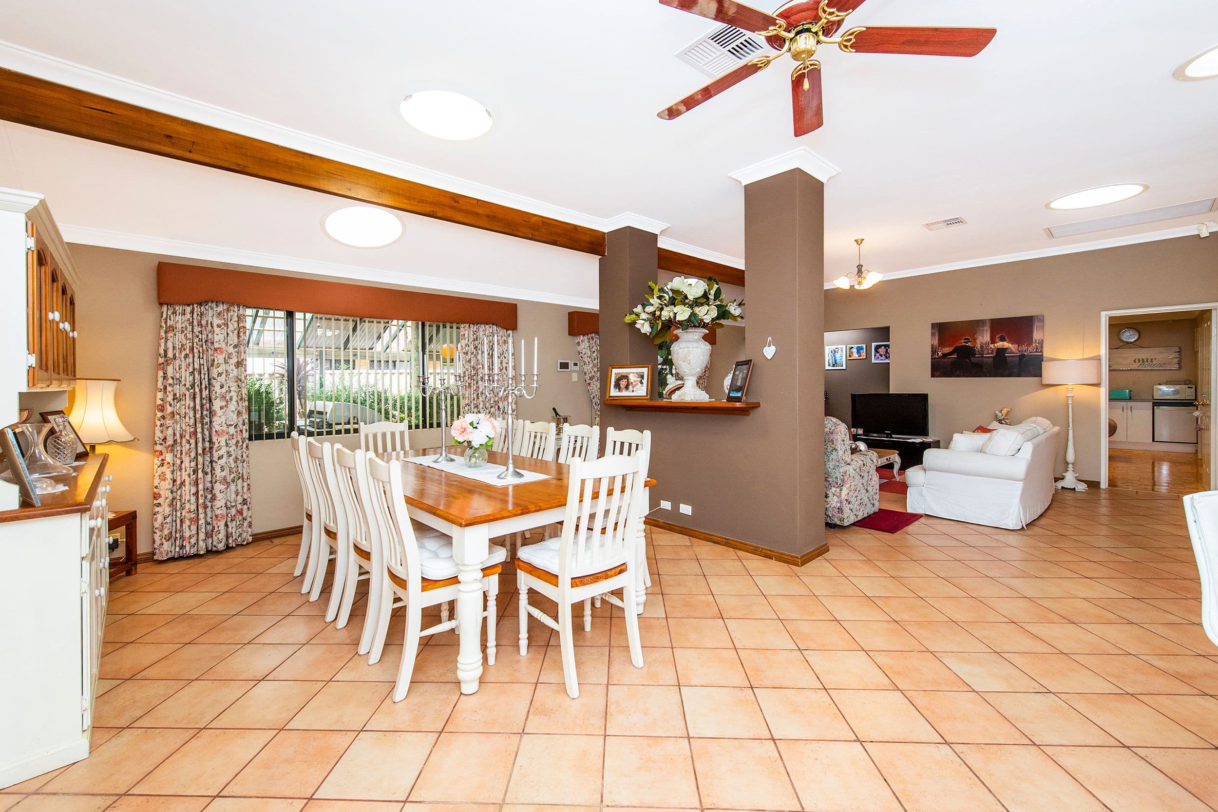 8 Rochefort Retreat, Port Kennedy WA 6172, Port Kennedy - Thumbnail 2
