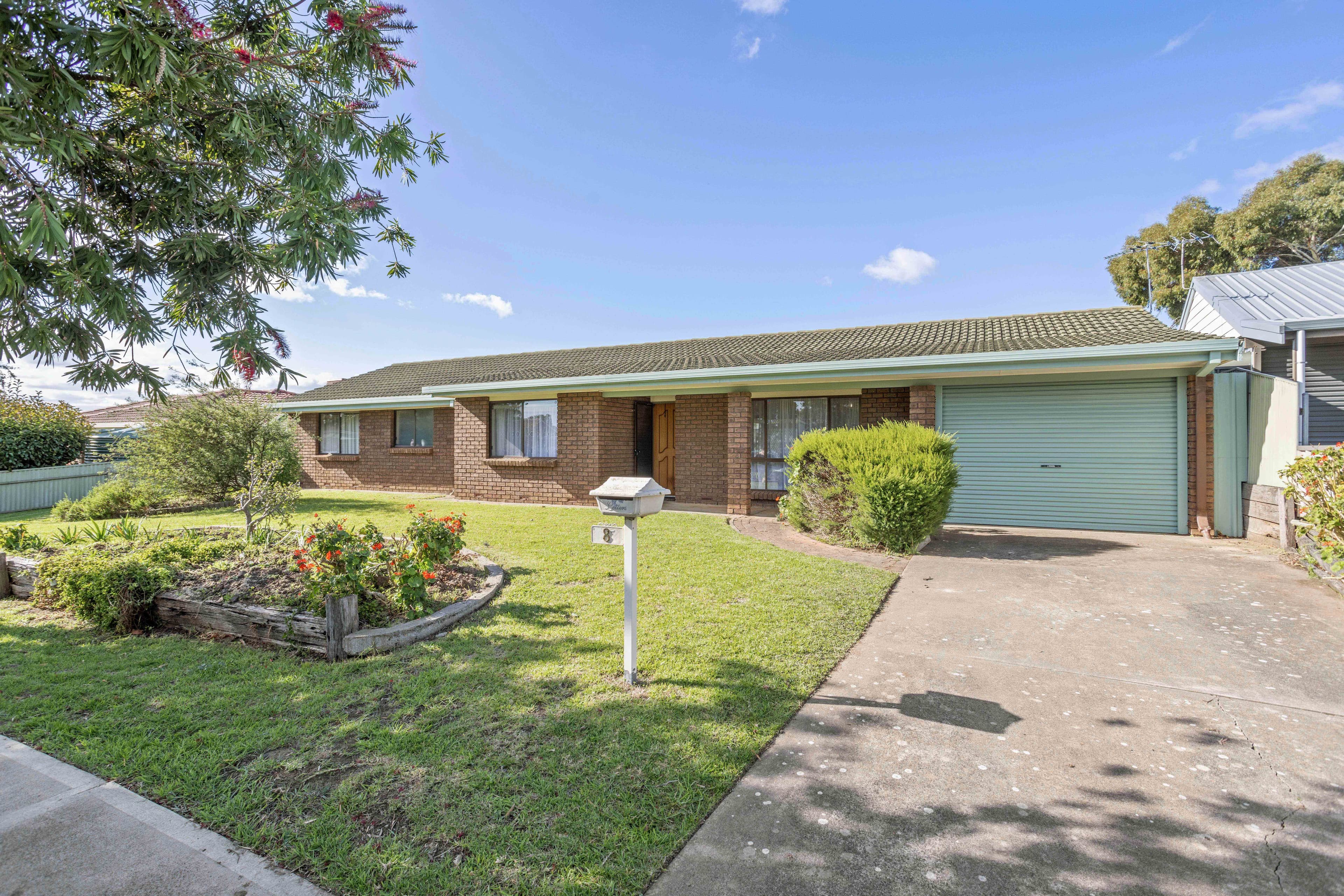 8 Evelyn Sturt Drive, Willunga SA 5172, Willunga - Thumbnail 2