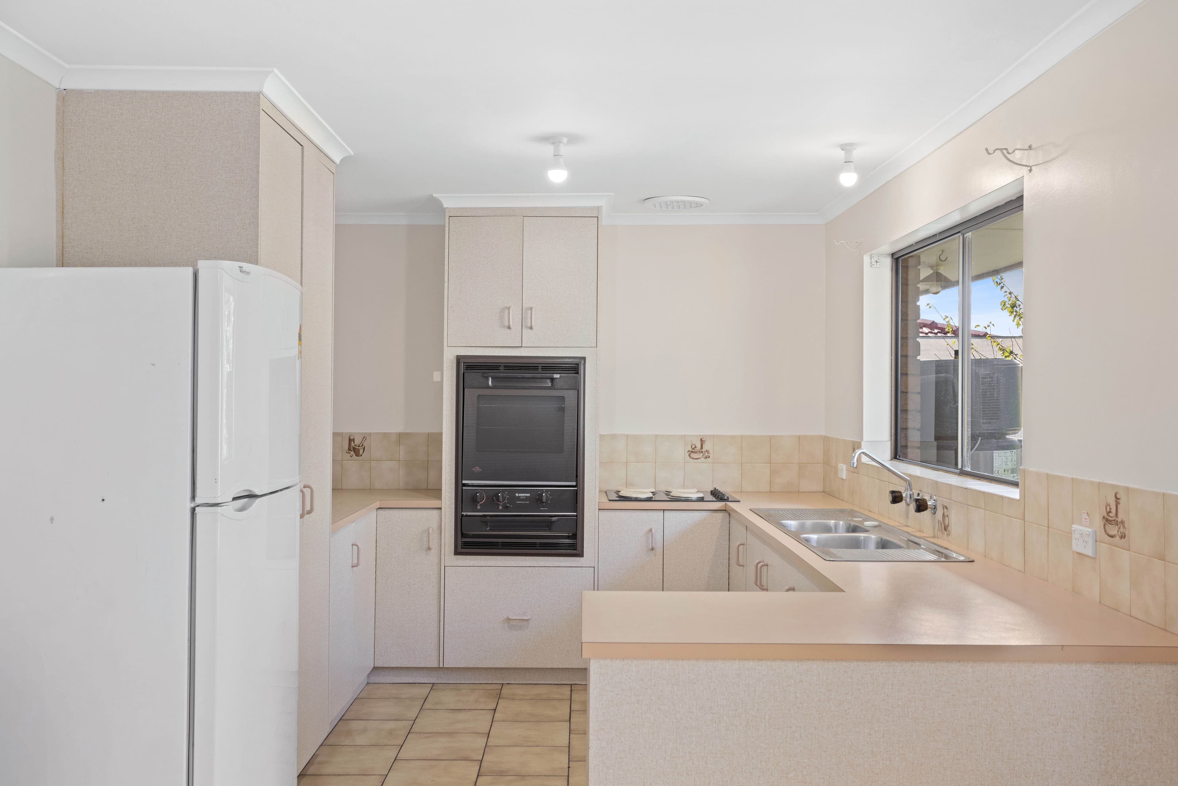 8 Evelyn Sturt Drive, Willunga SA 5172, Willunga - Thumbnail 6