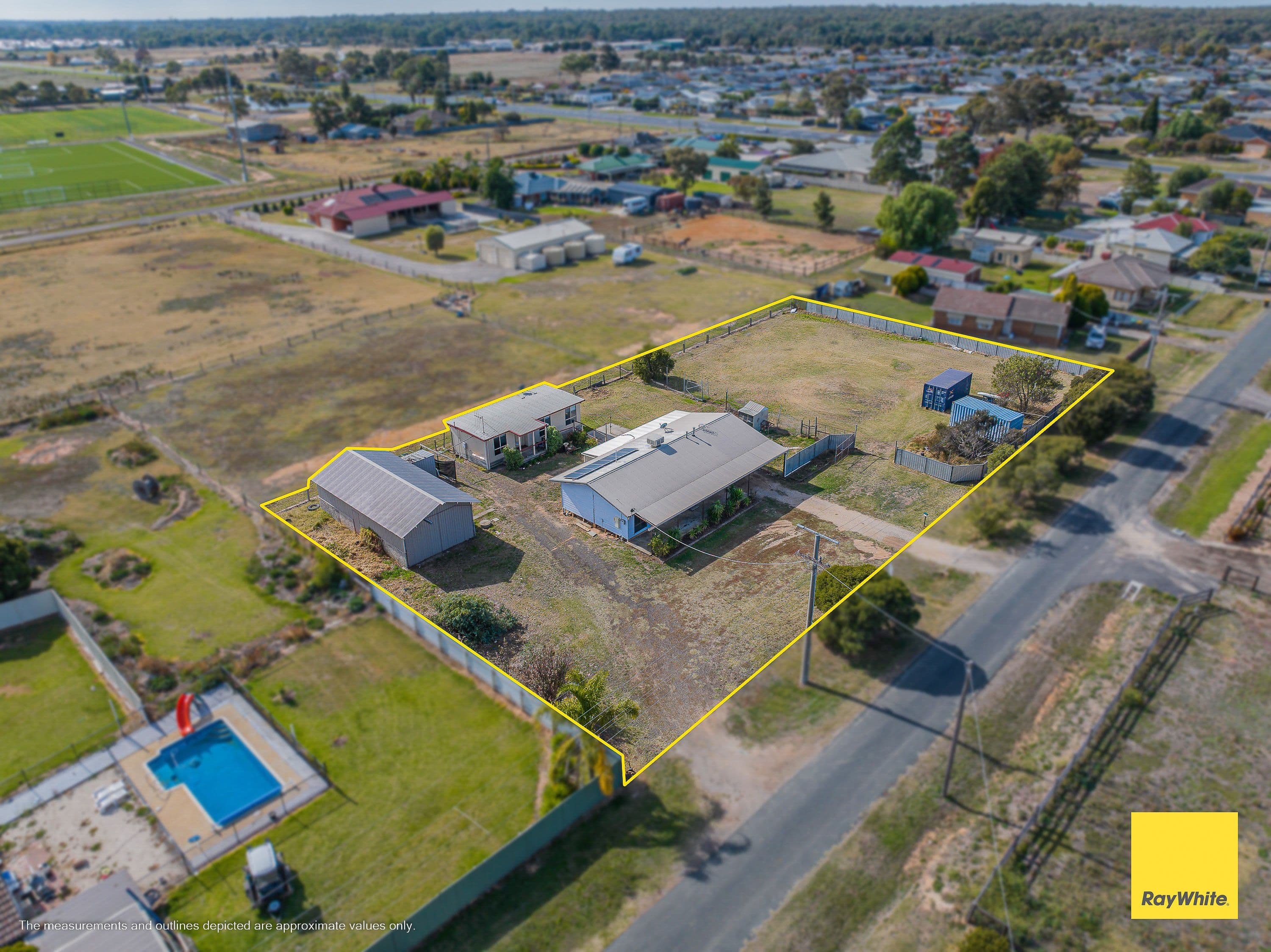 20 Mcpherson Street, Epsom VIC 3551, Epsom - Thumbnail 2