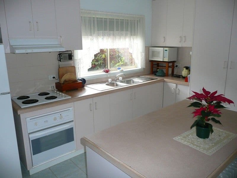 230 Eyre Street, ECHUCA VIC 3564, Echuca - Thumbnail 3