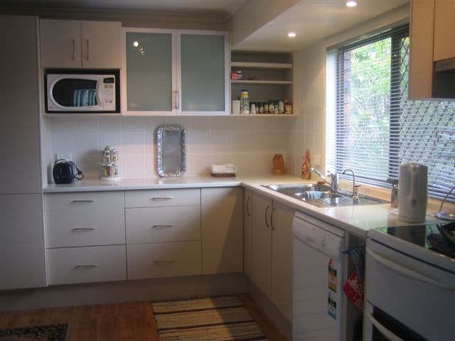 17 Minutus Street, ROCHEDALE SOUTH QLD 4123, Rochedale South - Thumbnail 2