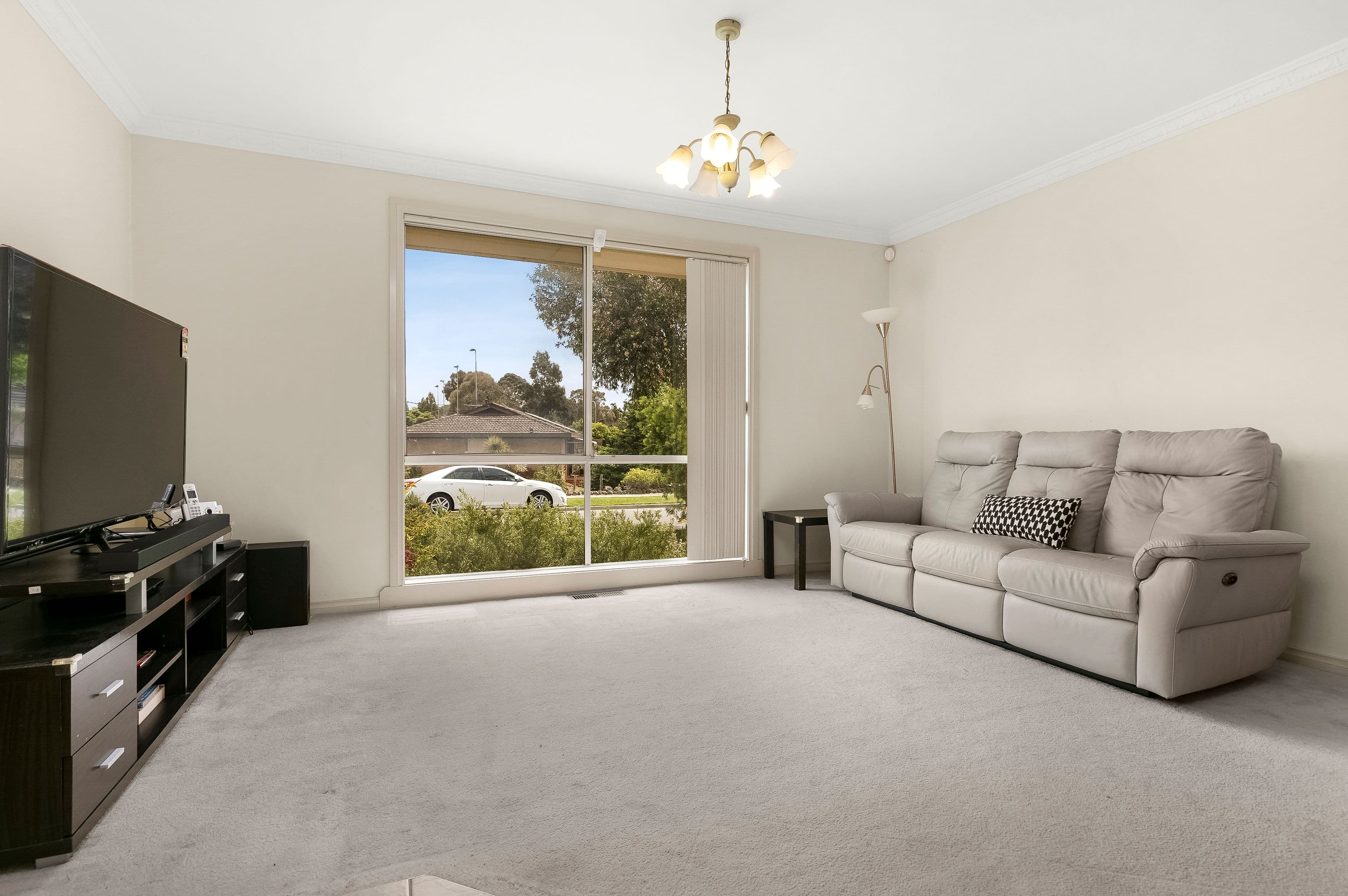 4 Glenwood Avenue, Glen Waverley VIC 3150, Glen Waverley - Thumbnail 4
