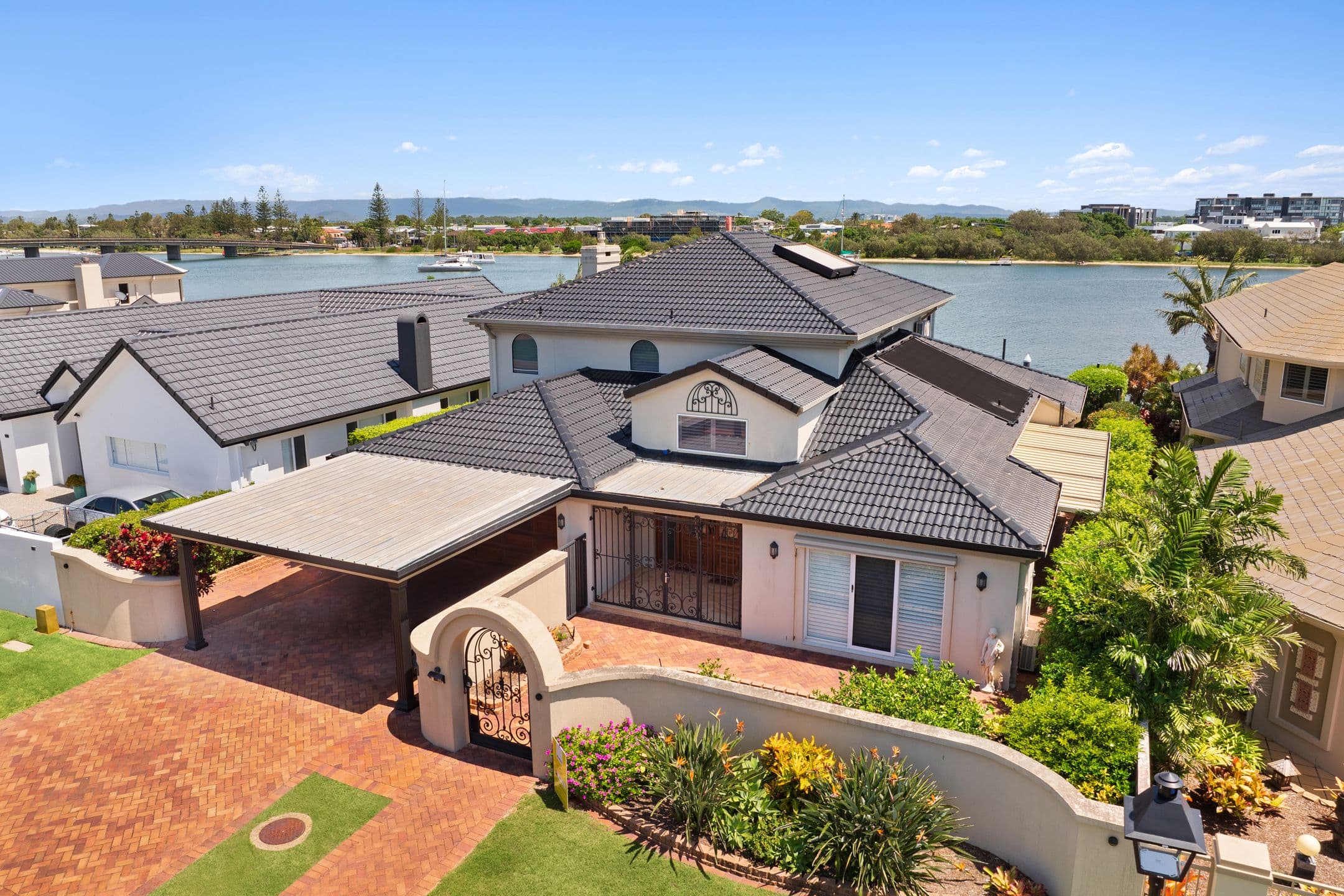 18 Excalibur Court, Sovereign Islands QLD 4216, Sovereign Islands - Thumbnail 4
