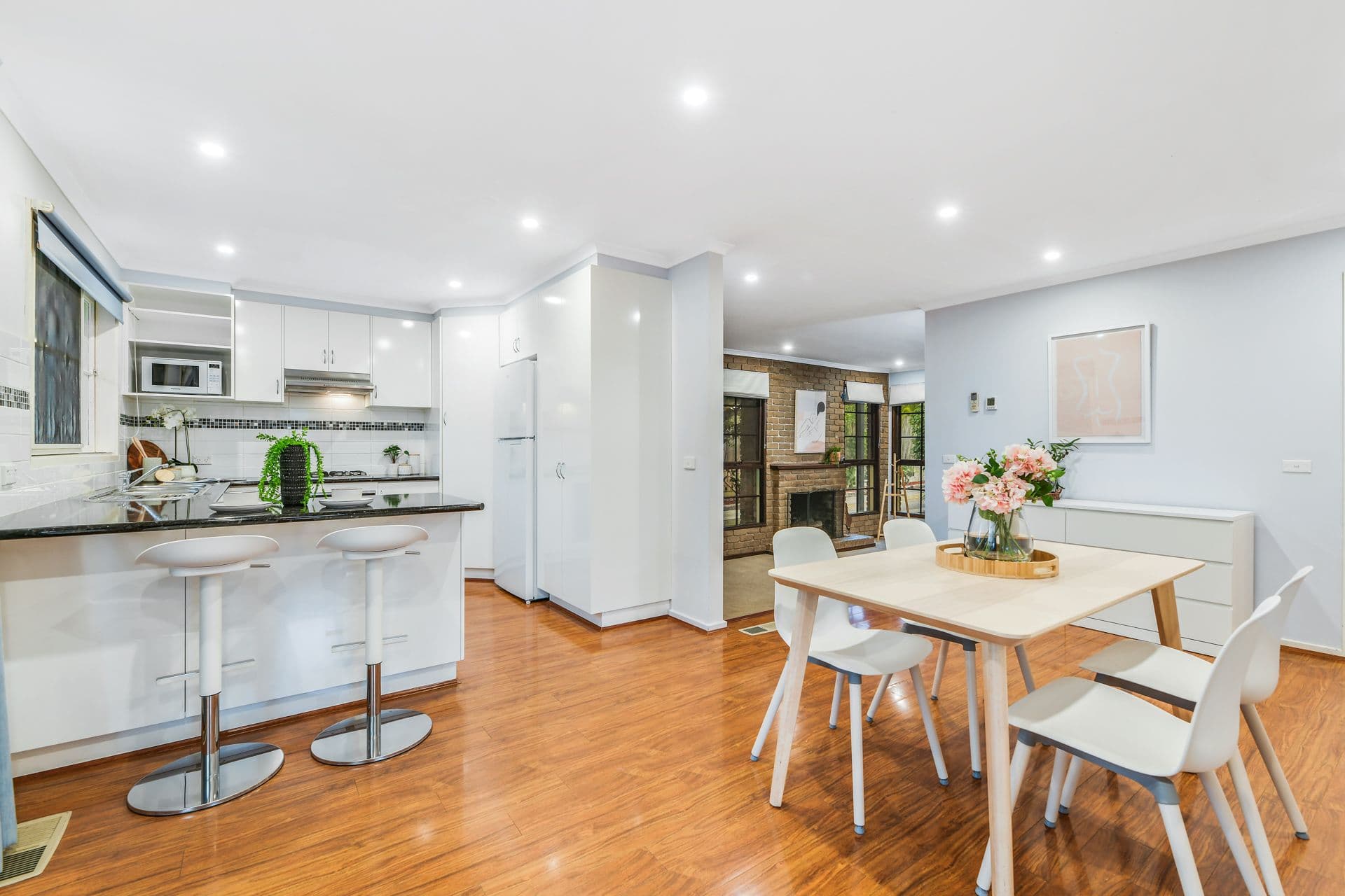 19 Strathavan Drive, Berwick VIC 3806, Berwick - Thumbnail 2