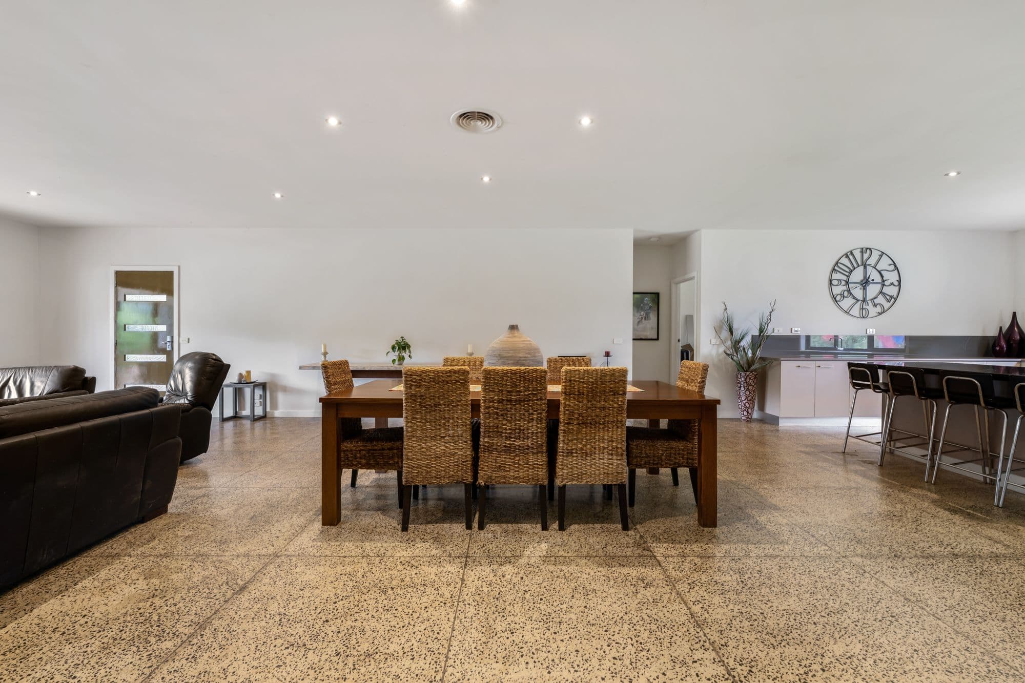 15 Coghlan Road, Cowes VIC 3922, Cowes - Thumbnail 3