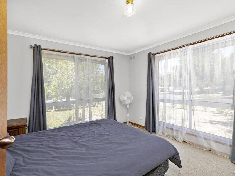20 Barkly Street West, Ararat VIC 3377, Ararat - Thumbnail 4