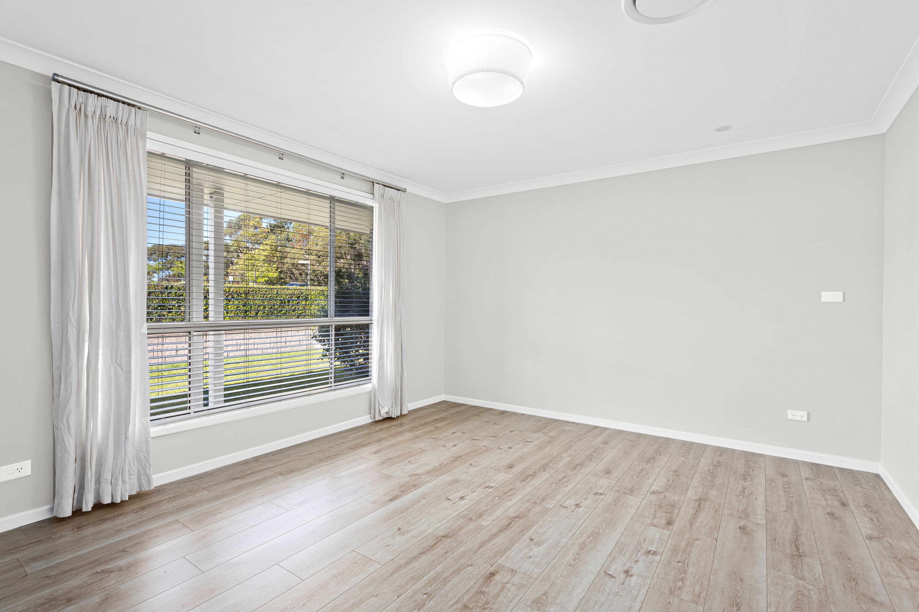 12 McLerie Street, Helensburgh NSW 2508, Helensburgh - Thumbnail 6