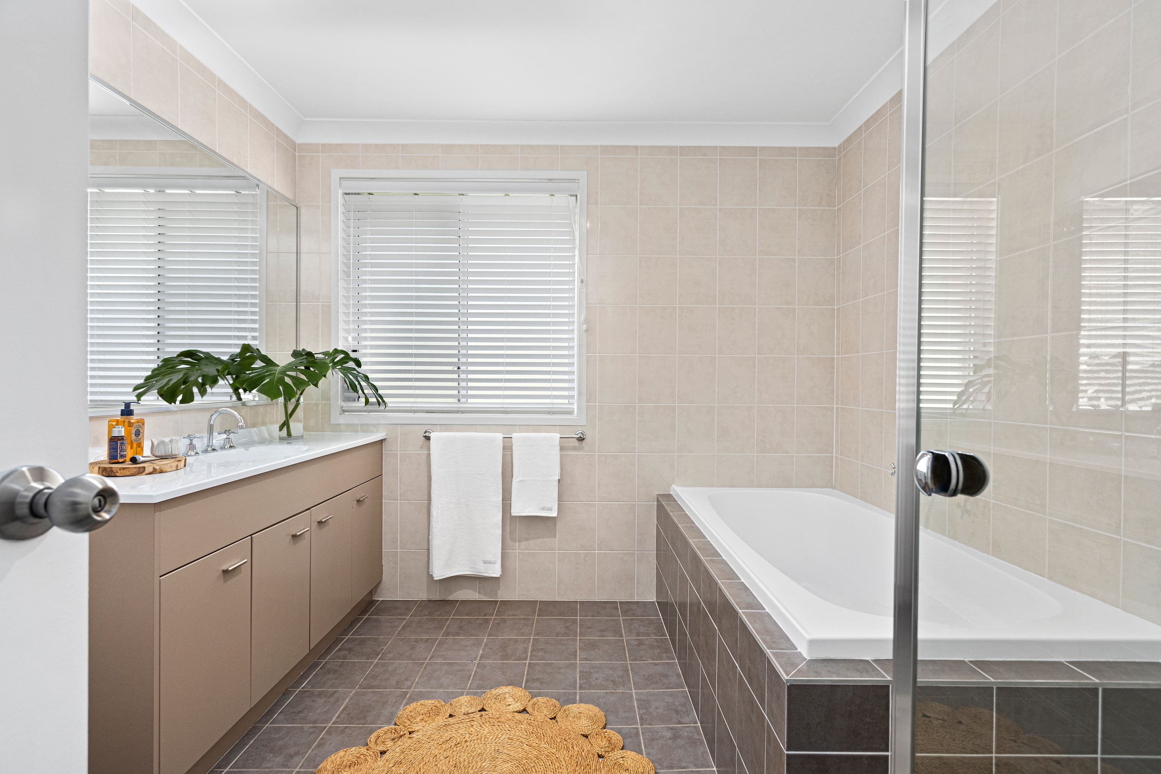 12 McLerie Street, Helensburgh NSW 2508, Helensburgh - Thumbnail 7