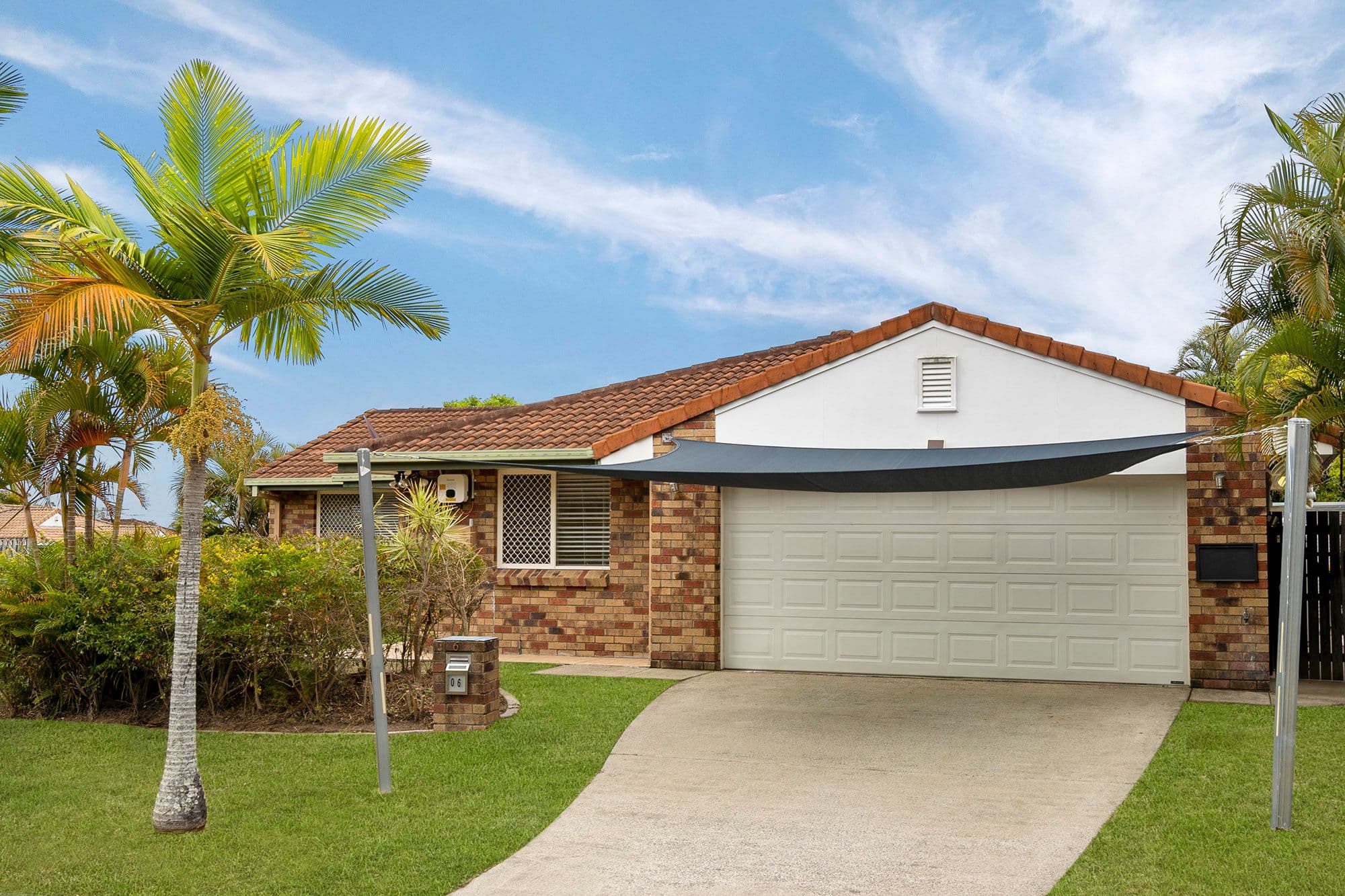 6 Nolan Place, Calamvale QLD 4116, Calamvale - Thumbnail 2