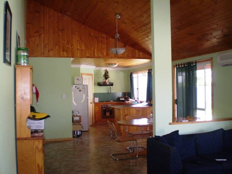 5 Thomas Place, LANCELIN WA 6044, Lancelin - Thumbnail 2