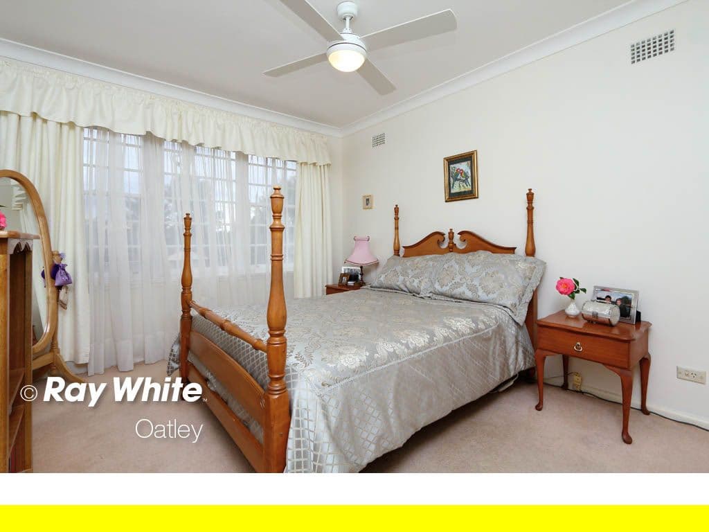 16 Waterside Parade, PEAKHURST HEIGHTS NSW 2210, Peakhurst Heights - Thumbnail 5