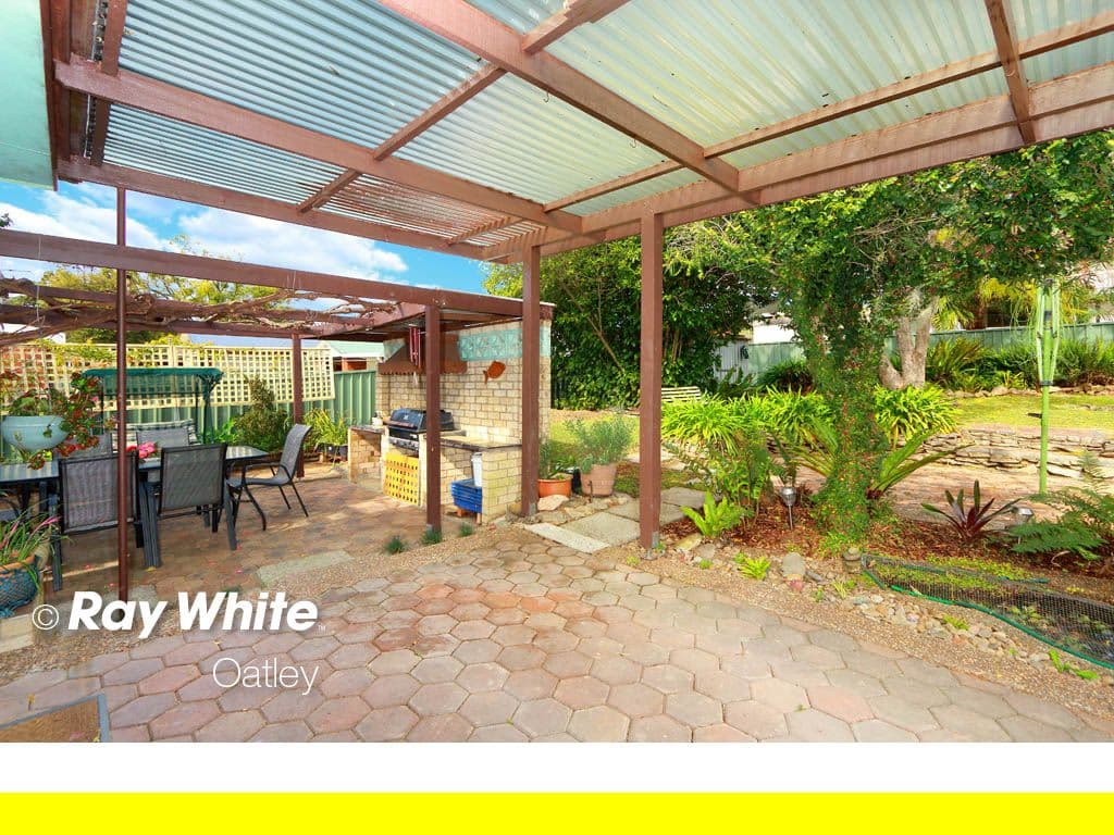 16 Waterside Parade, PEAKHURST HEIGHTS NSW 2210, Peakhurst Heights - Thumbnail 6