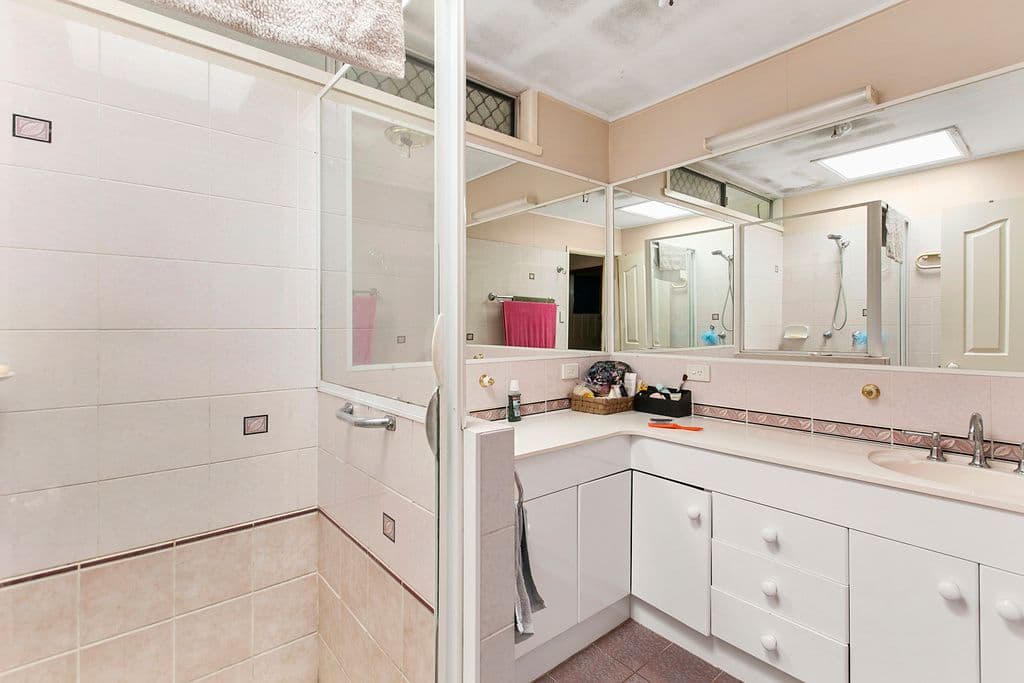 9 Sorrento Street, Wynnum West QLD 4178, Wynnum West - Thumbnail 7