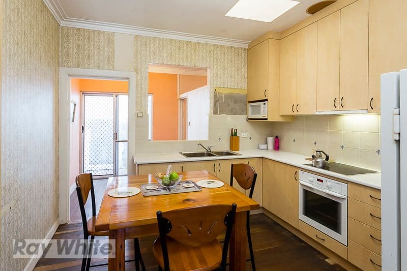 33 Love Street, HOLLAND PARK QLD 4121, Holland Park - Thumbnail 4