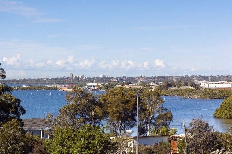 24 Old Taren Point Road, TAREN POINT NSW 2229, Taren Point - Thumbnail 2