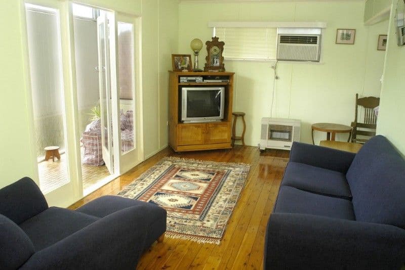 12 Mcnamara Street, CENTENARY HEIGHTS QLD 4350, Centenary Heights - Thumbnail 3