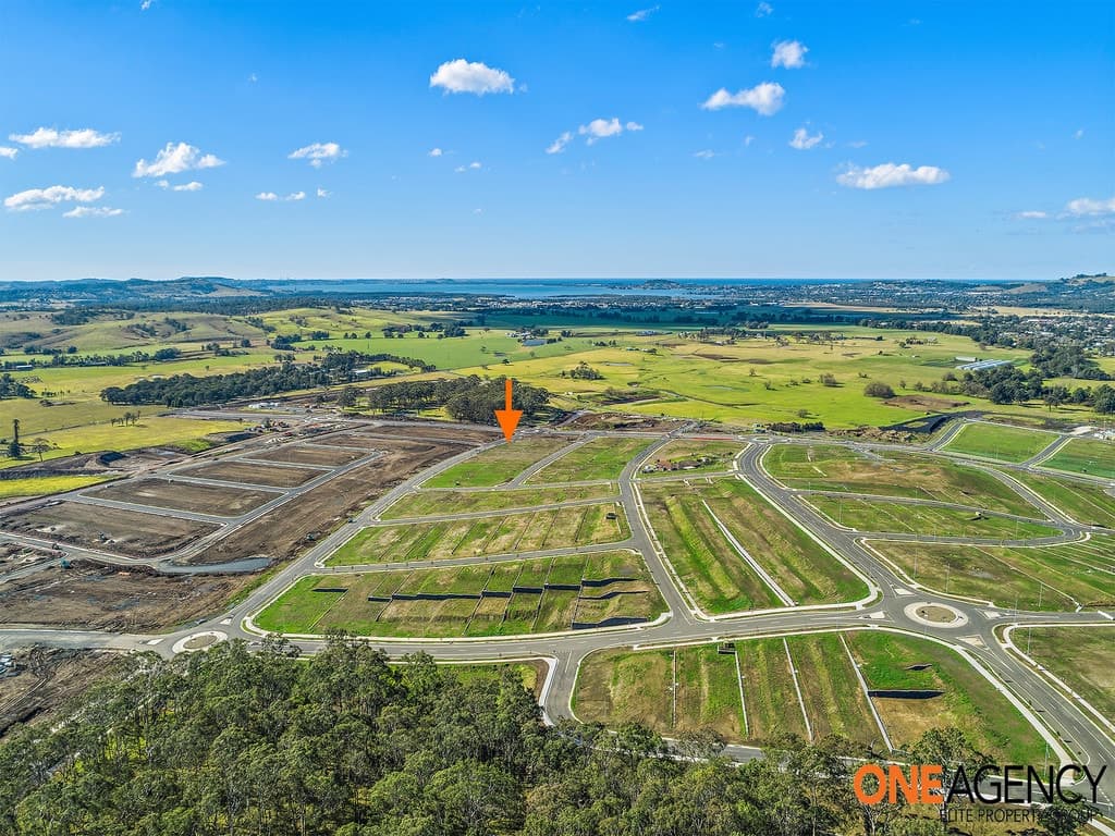59 Bushranger Parade, Calderwood, Calderwood - Thumbnail 2