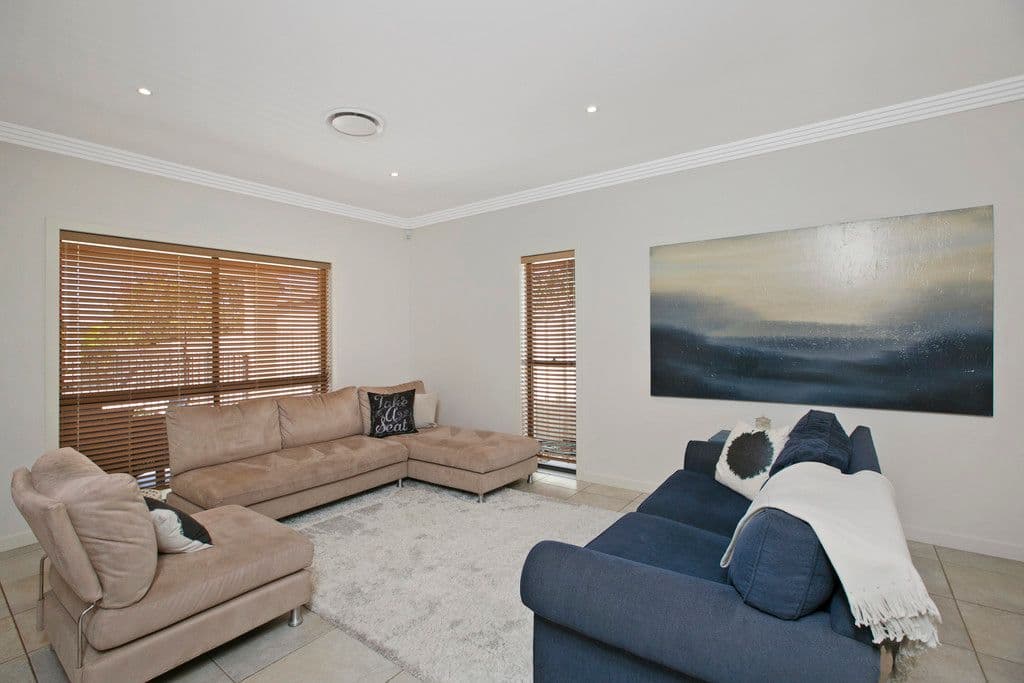 23 Schonrock Street, Wellington Point QLD 4160, Wellington Point - Thumbnail 5