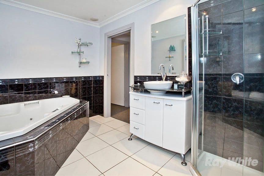 108 Argyle Way, Wantirna South VIC 3152, Wantirna South - Thumbnail 7