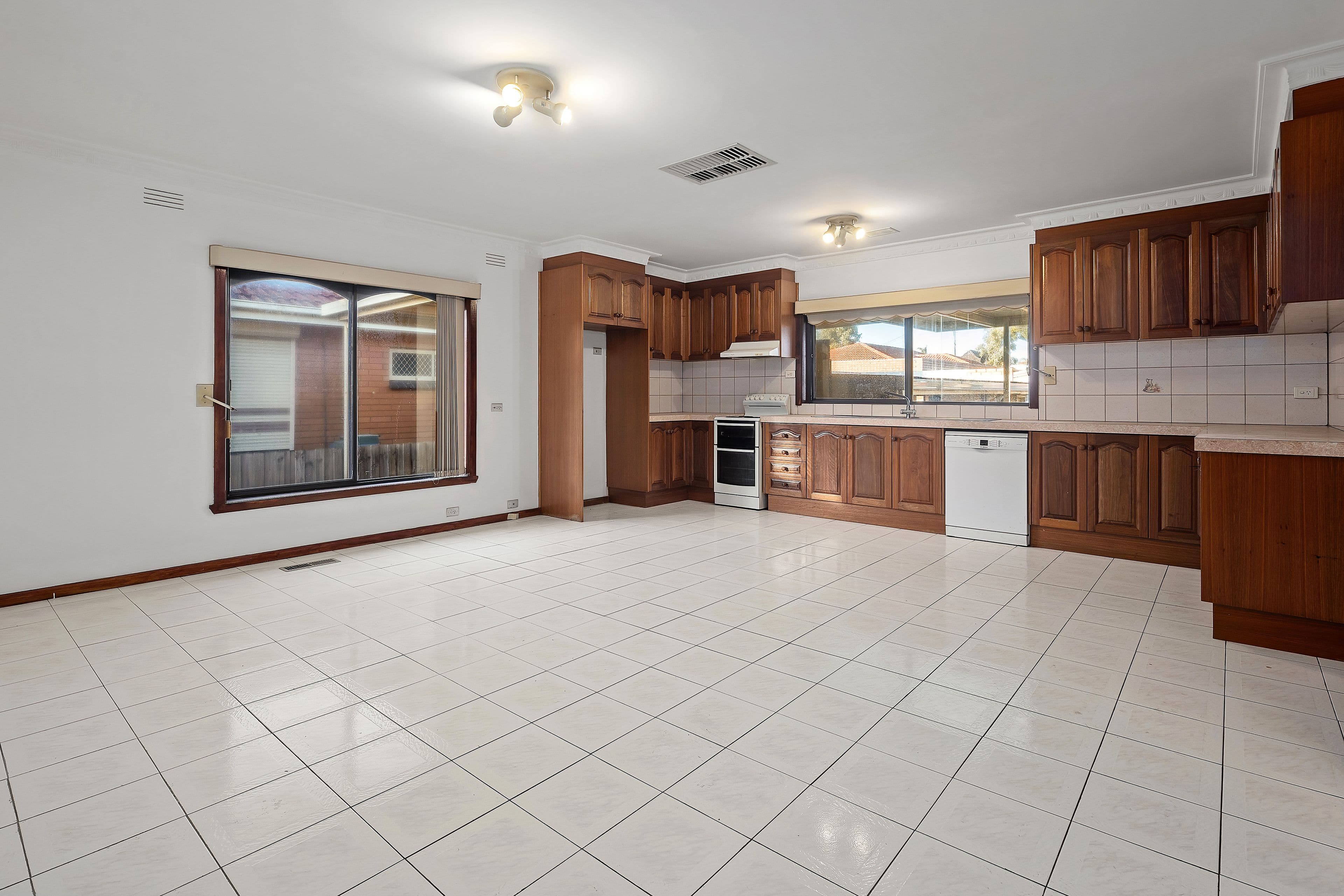 224 Dalton Road, Lalor VIC 3075, Lalor - Thumbnail 4