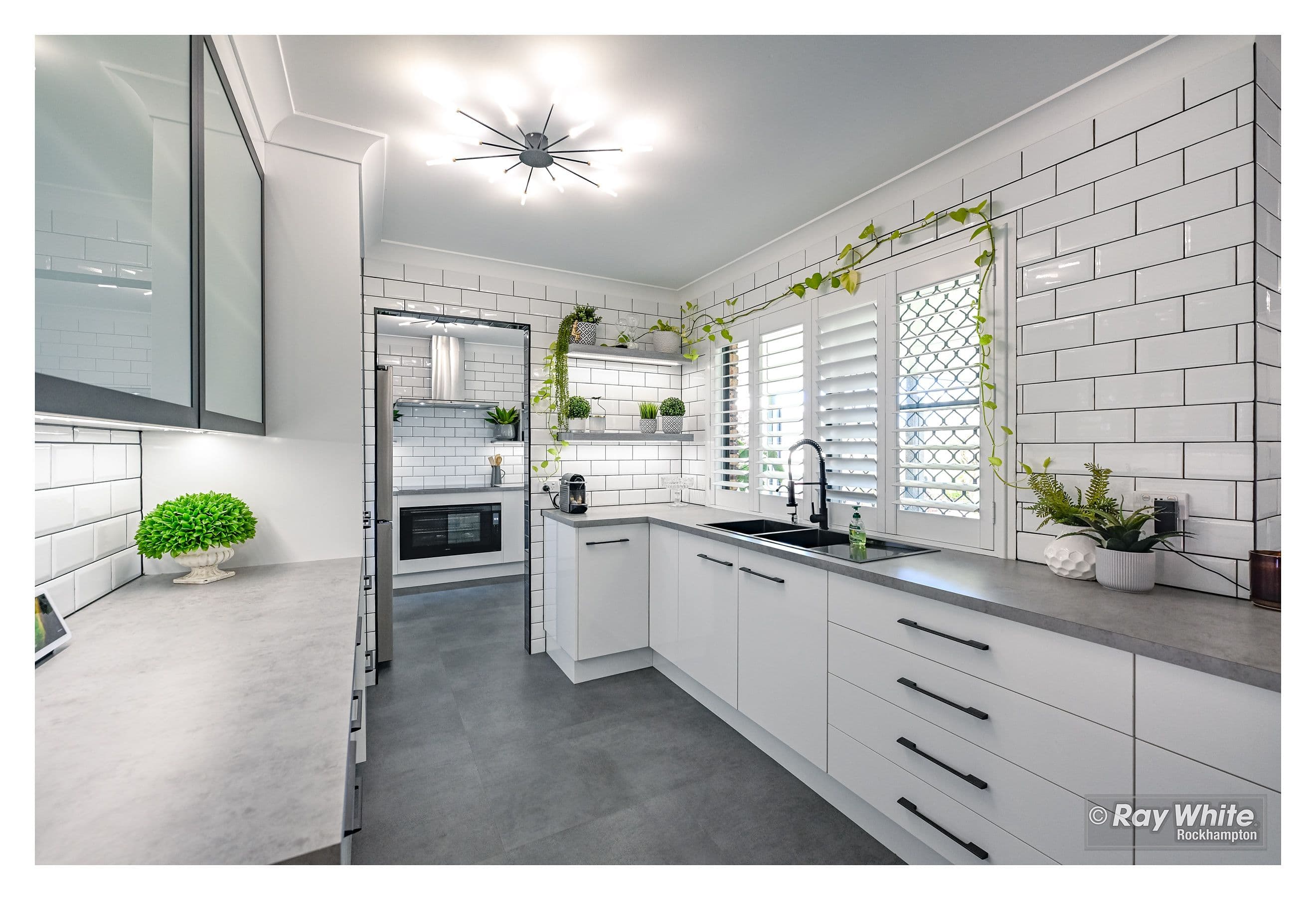 3 Brigalow Avenue, Norman Gardens QLD 4701, Norman Gardens - Thumbnail 3