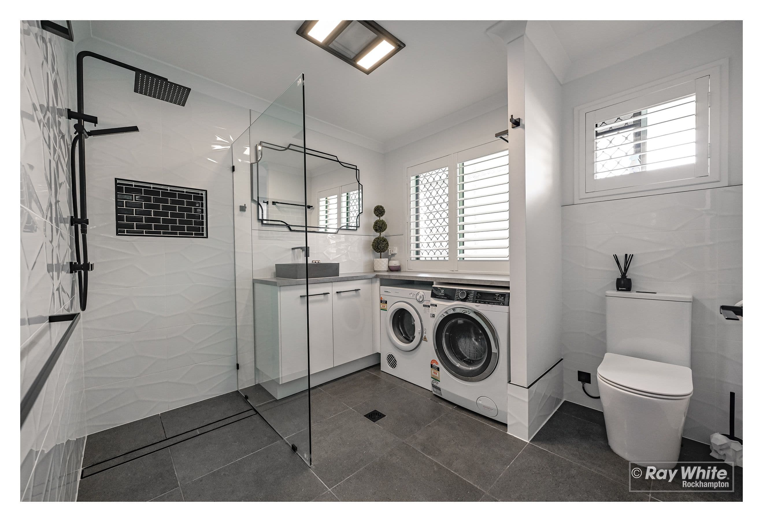 3 Brigalow Avenue, Norman Gardens QLD 4701, Norman Gardens - Thumbnail 5