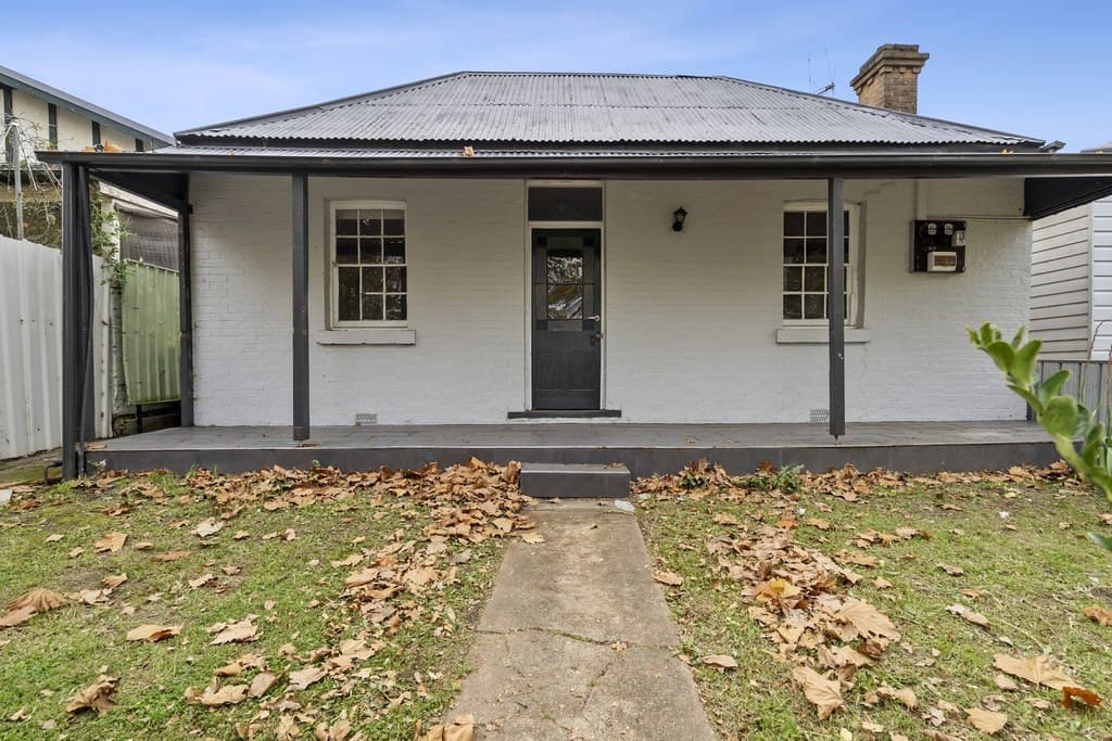 92 Coromandel Street, Goulburn - Image 1