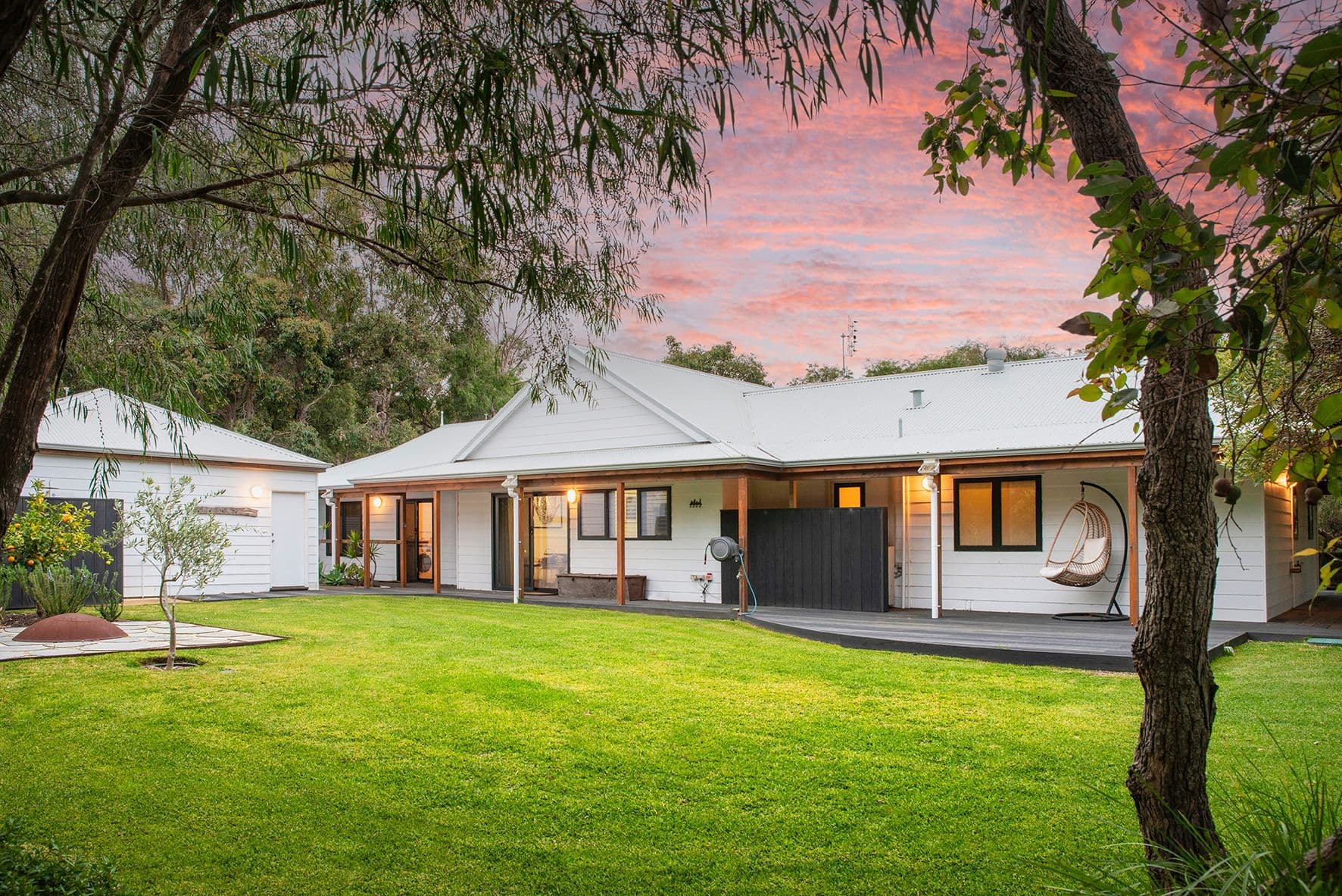 11 Eagle Bay-Meelup Road, Eagle Bay WA 6281, Eagle Bay - Thumbnail 6