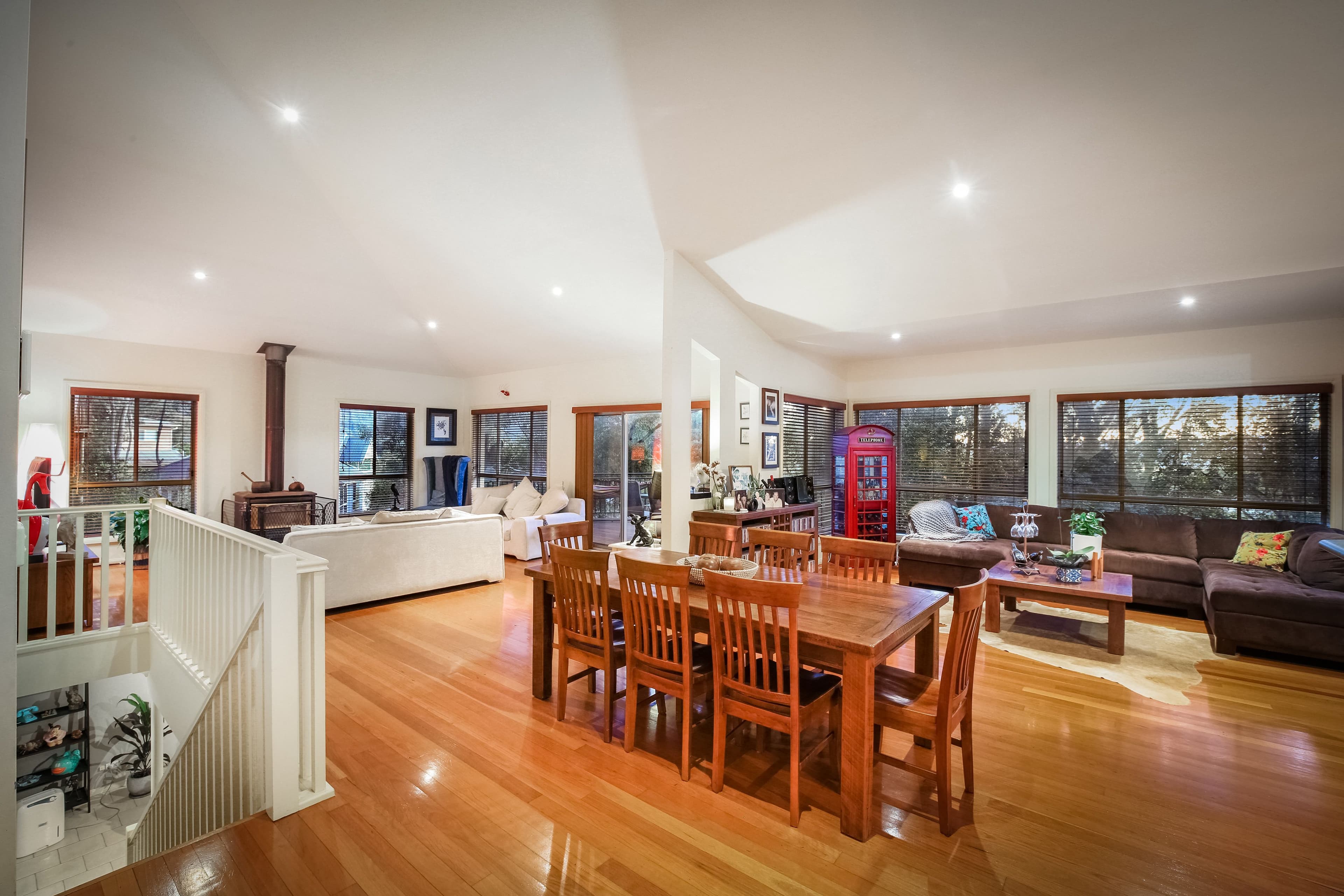 12 Cooper Road, Green Point - Thumbnail 2